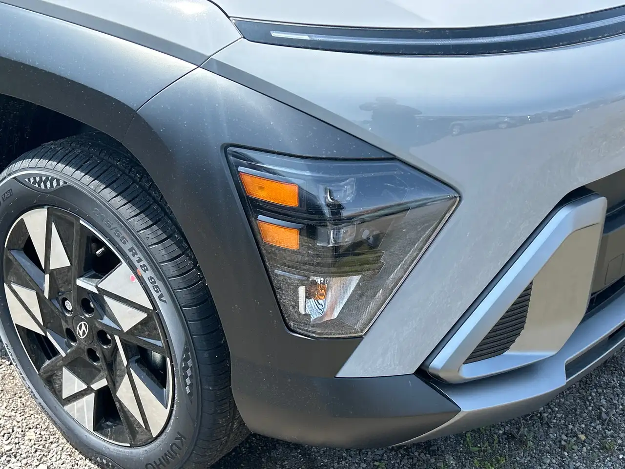 Hyundai KONA снимка Hyundai KONA