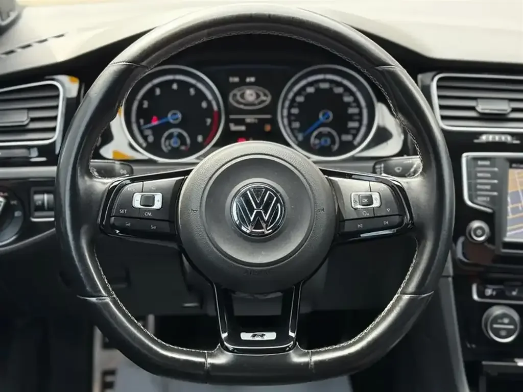 Volkswagen Golf R fotografie Volkswagen Golf R