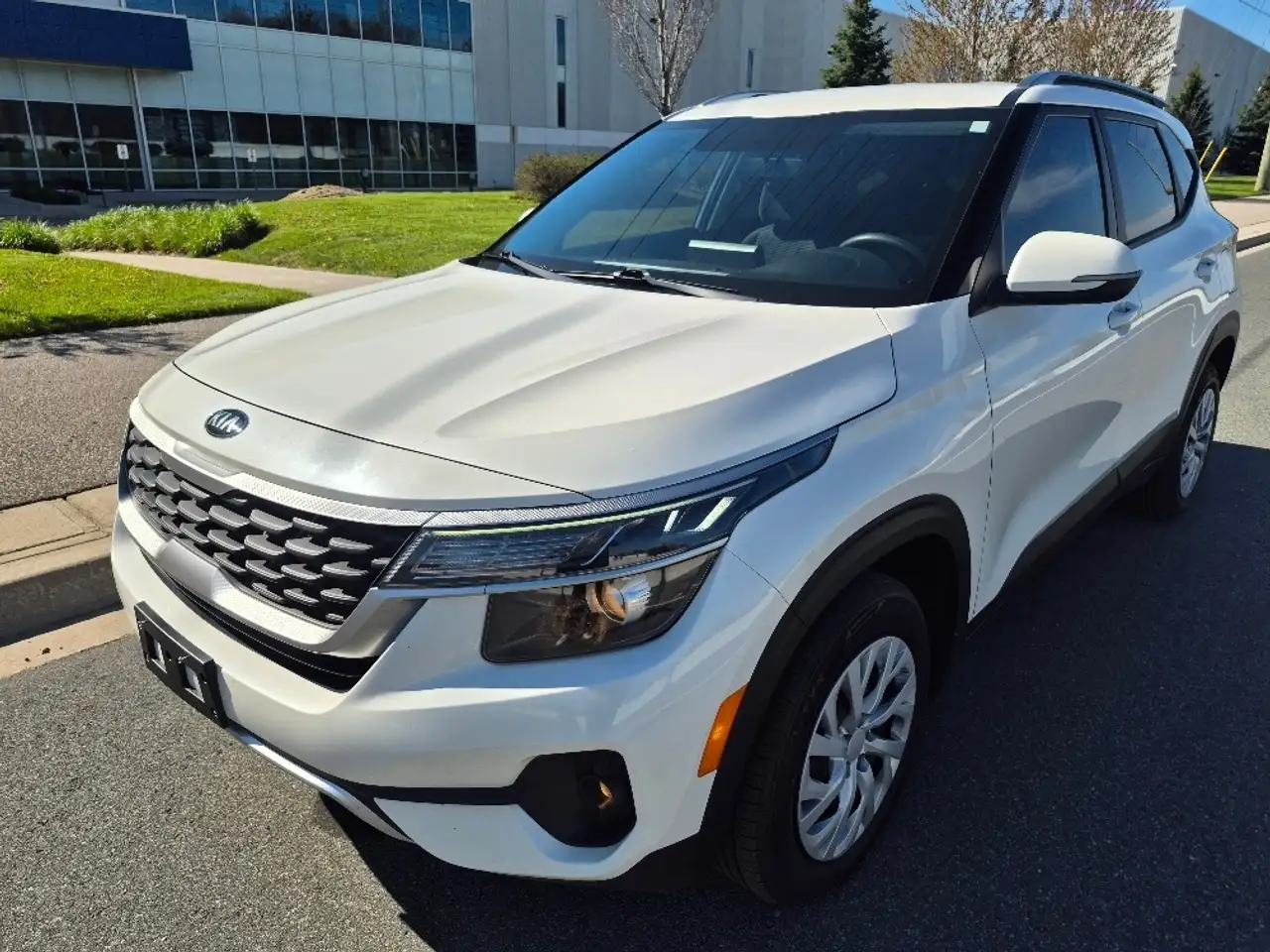 Kia Seltos снимка Kia Seltos