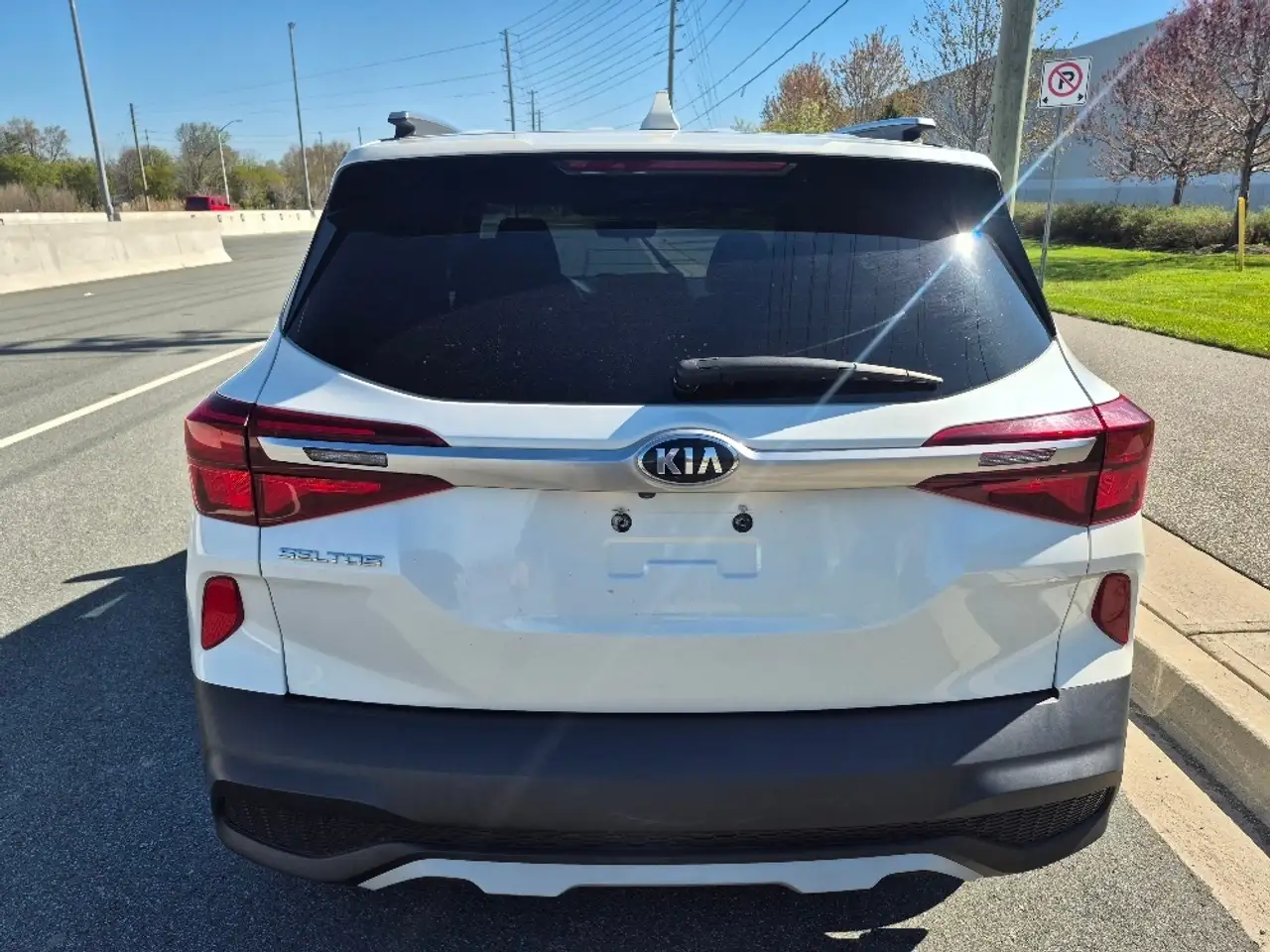 Kia Seltos снимка Kia Seltos