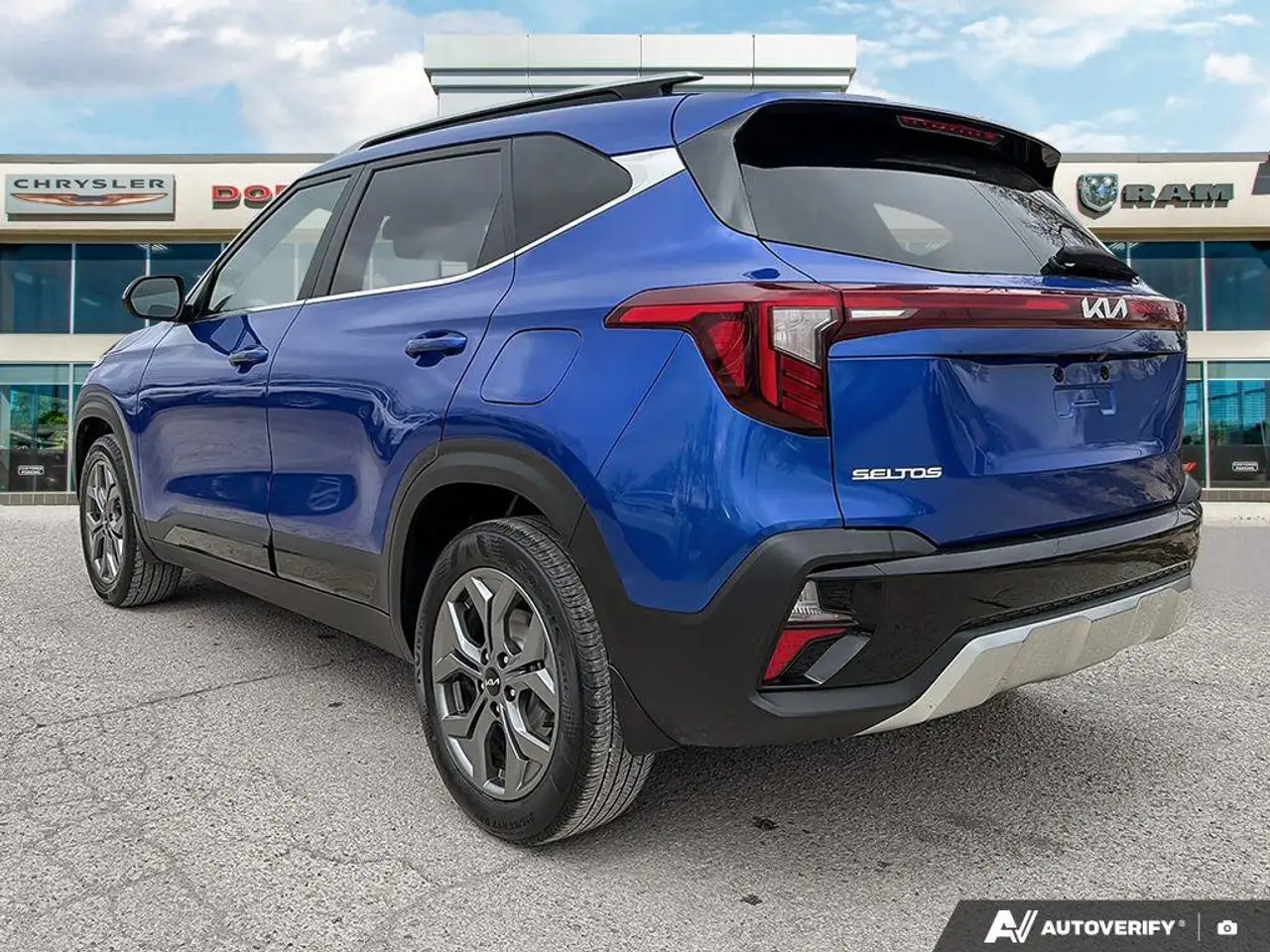 Kia Seltos снимка Kia Seltos