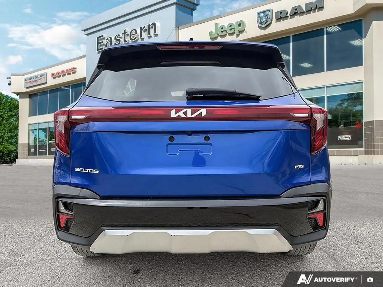 Kia Seltos снимка Kia Seltos