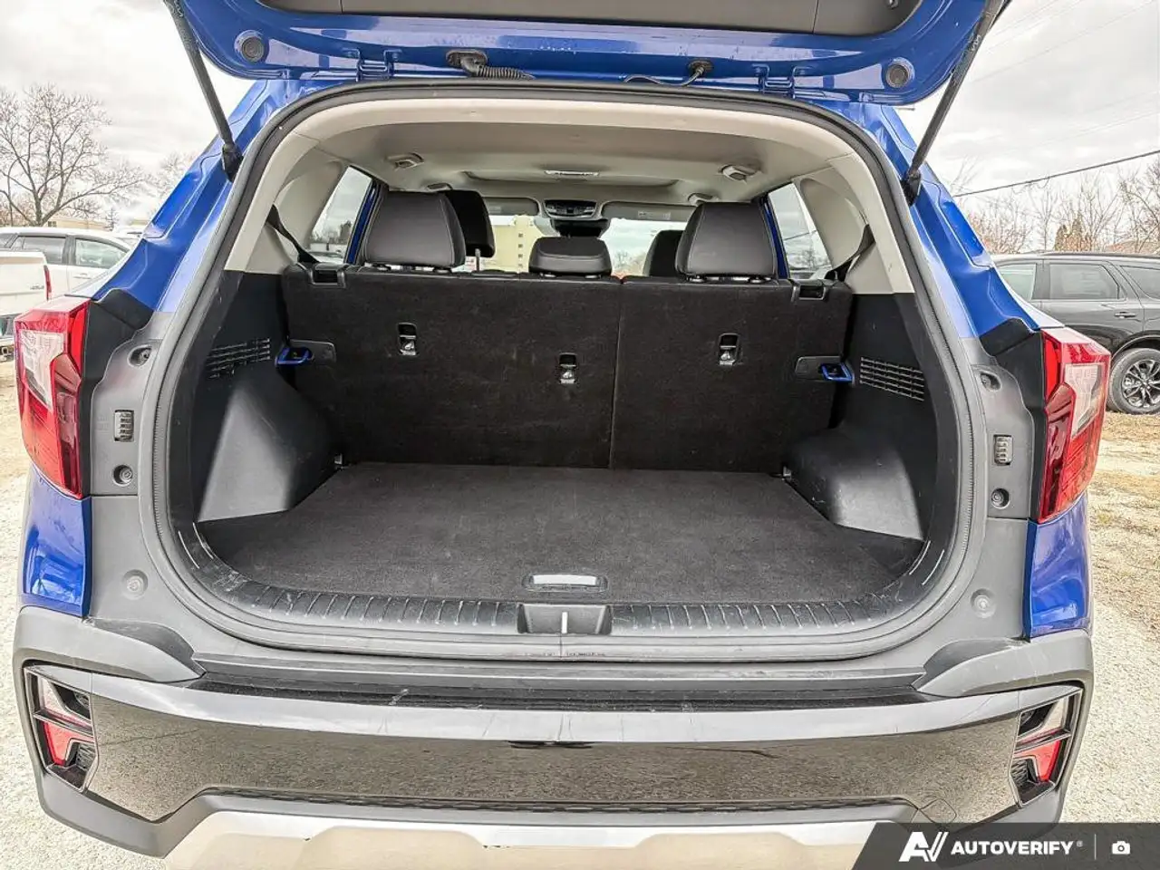 Kia Seltos снимка Kia Seltos