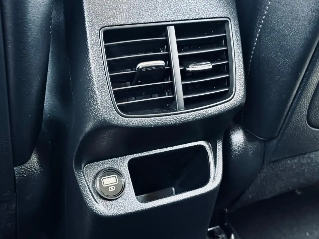 Kia Seltos fotografie Kia Seltos