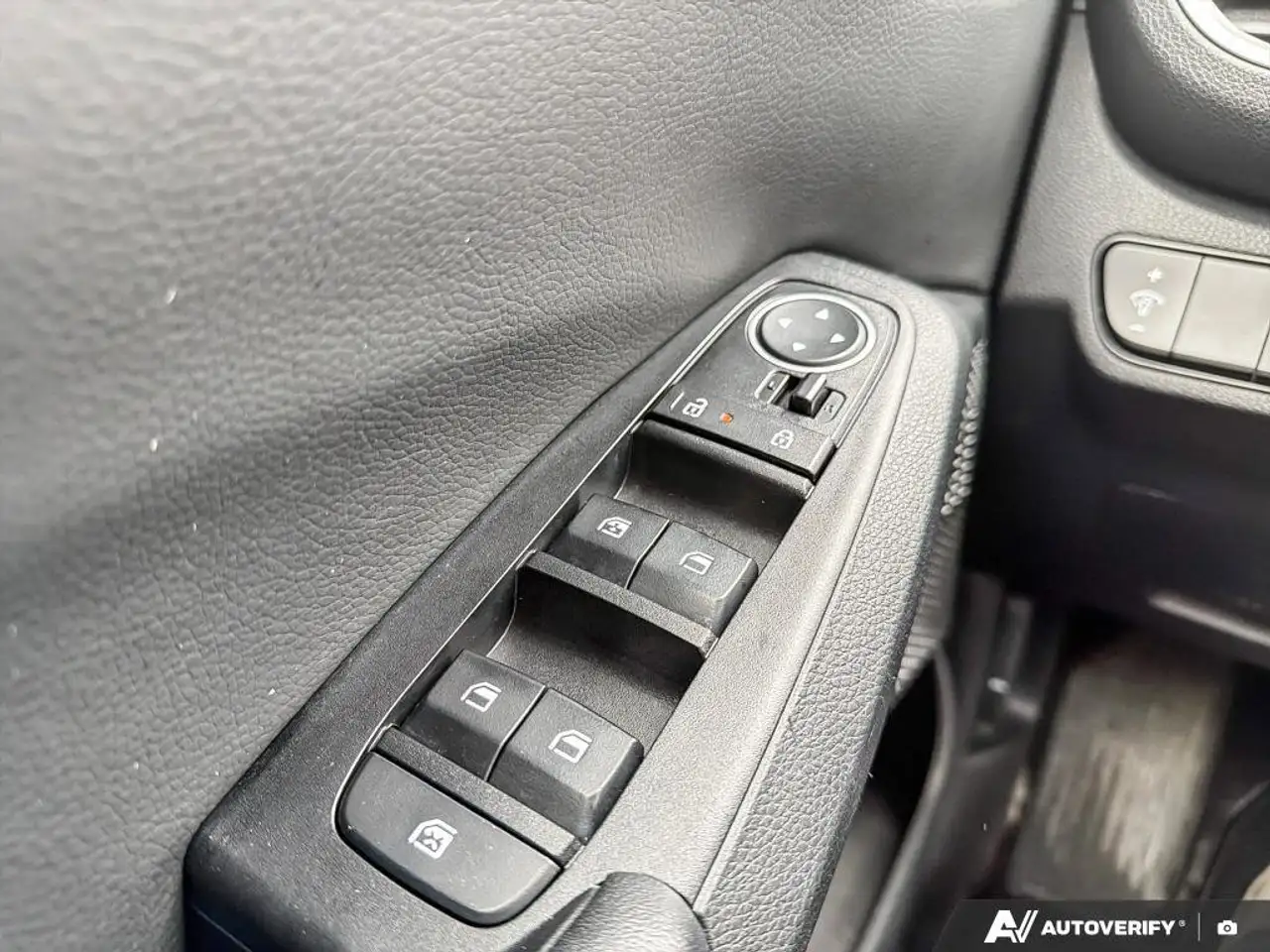 Kia Seltos снимка Kia Seltos