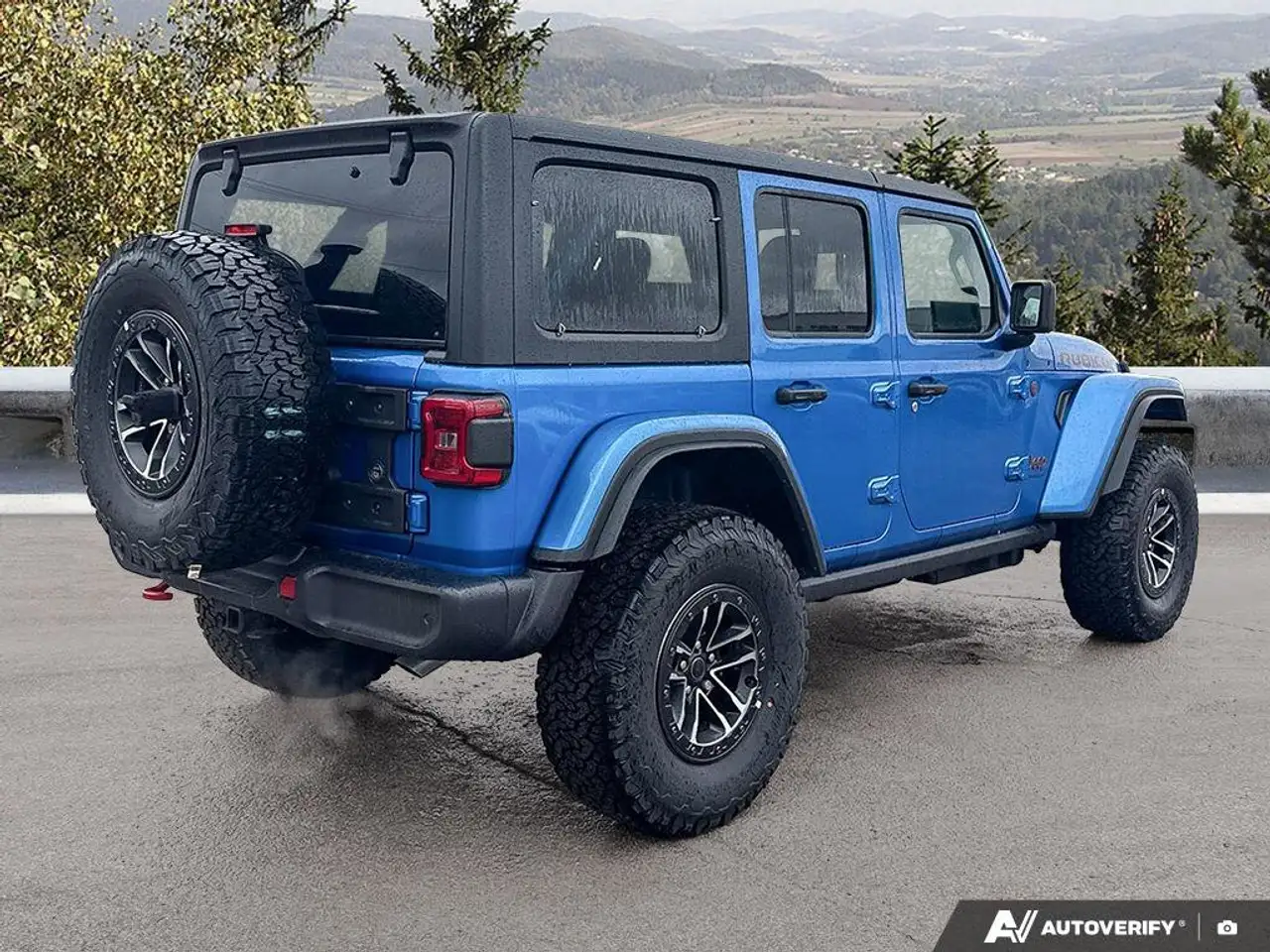 Jeep Wrangler photo Jeep Wrangler