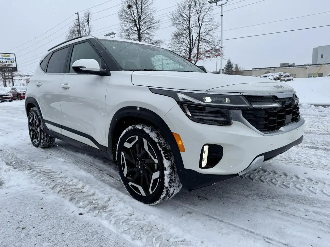 Kia Seltos снимка Kia Seltos