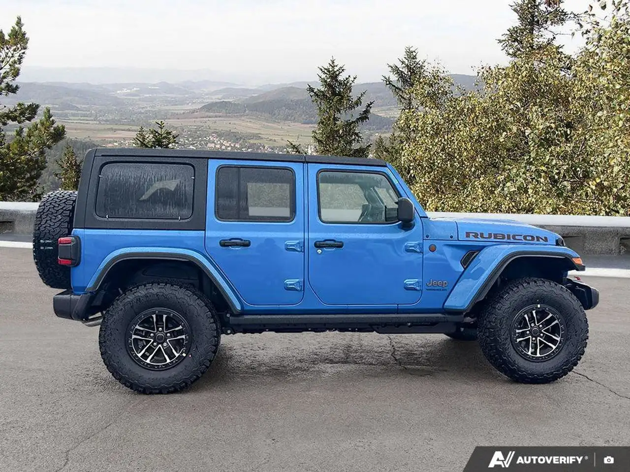 Jeep Wrangler photo Jeep Wrangler