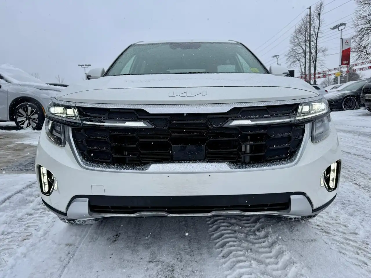 Kia Seltos снимка Kia Seltos