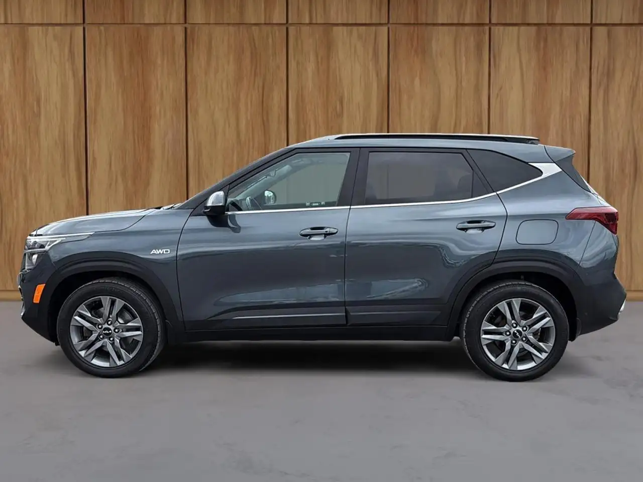 Kia Seltos снимка Kia Seltos