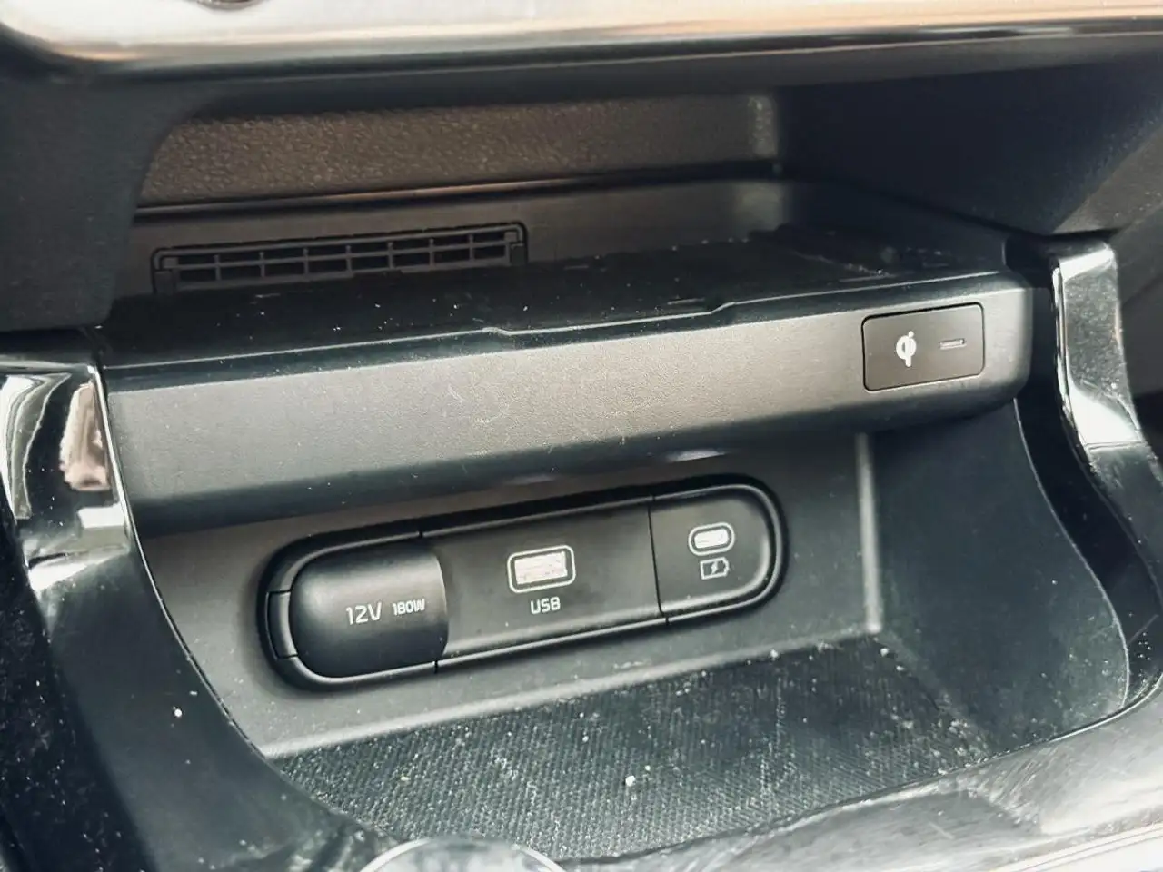 Kia Seltos снимка Kia Seltos