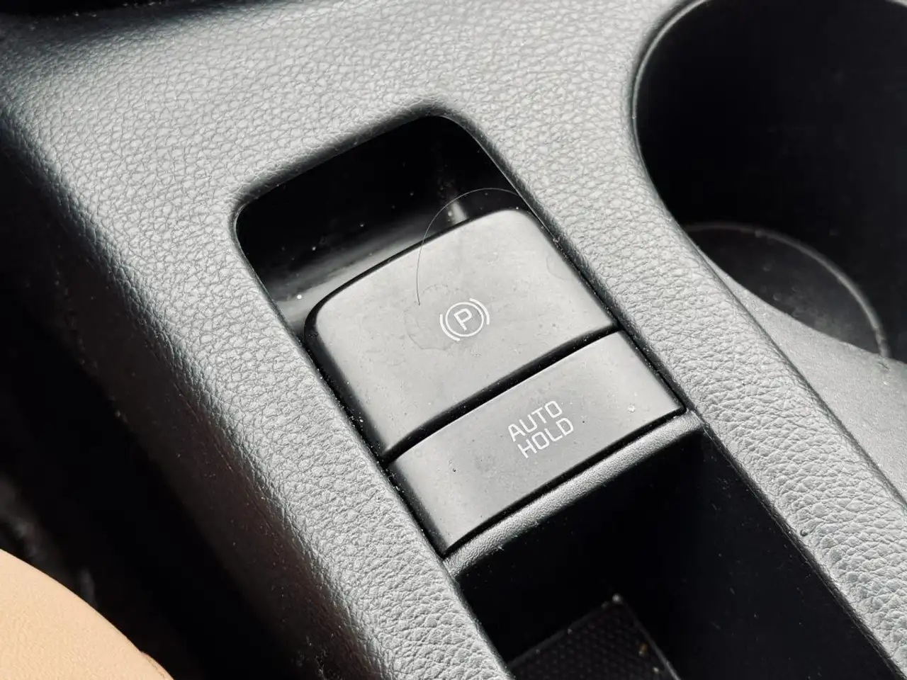 Kia Seltos снимка Kia Seltos