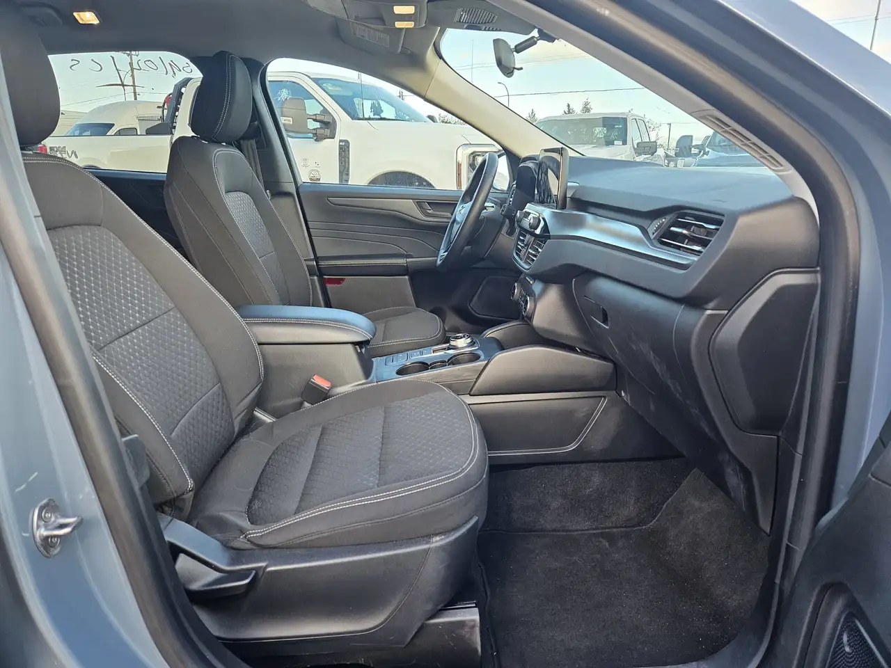 Ford Escape снимка Ford Escape