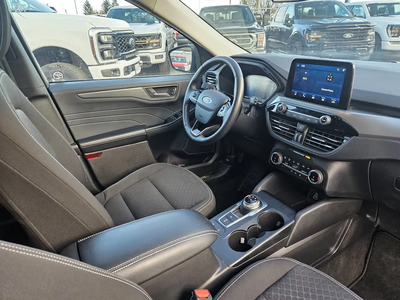 Ford Escape снимка Ford Escape