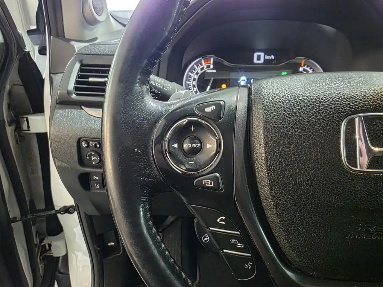 Honda Ridgeline снимка Honda Ridgeline