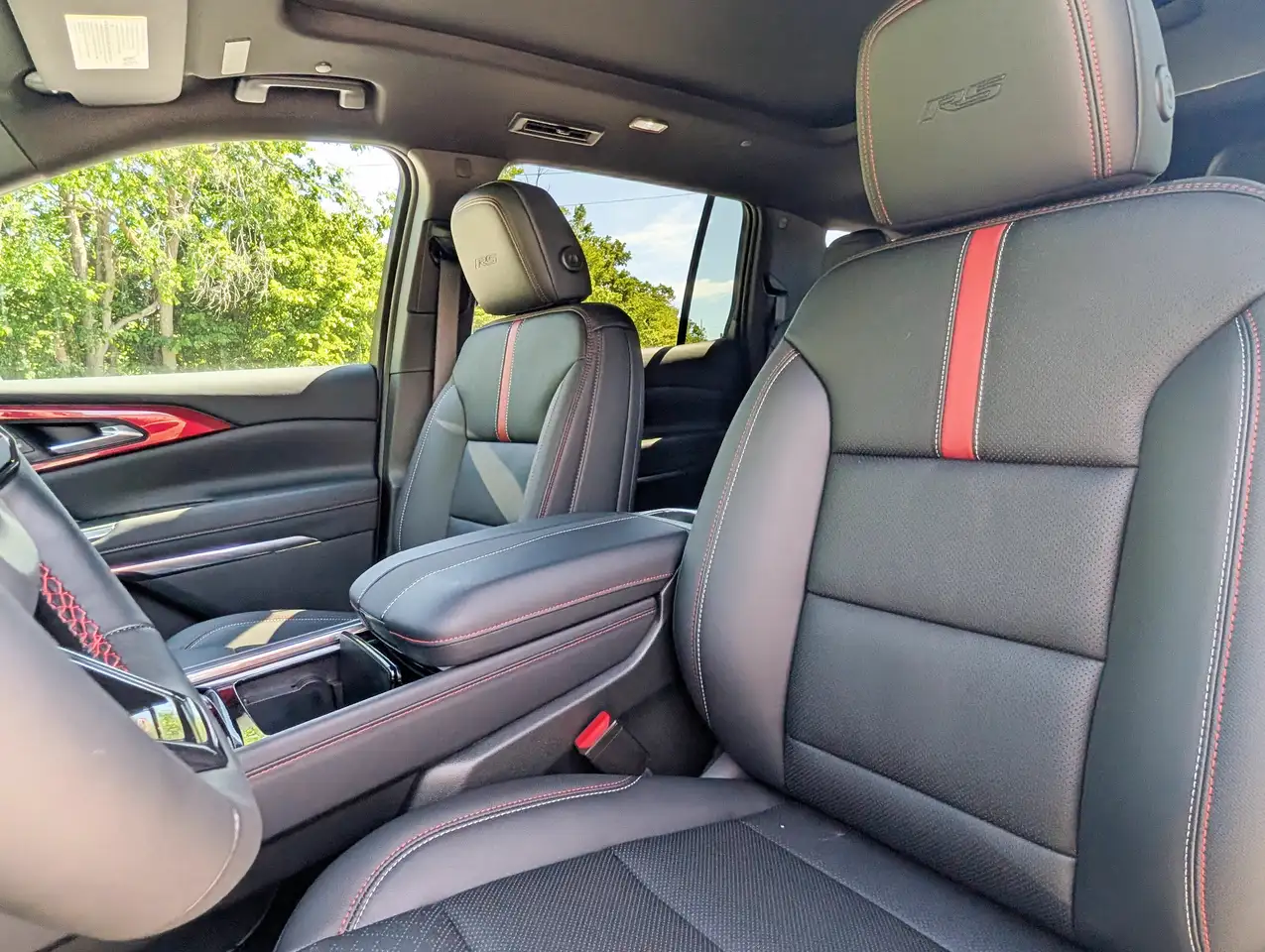 Chevrolet Traverse photo Chevrolet Traverse