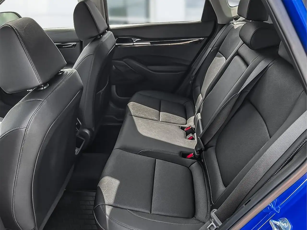 Kia Seltos снимка Kia Seltos