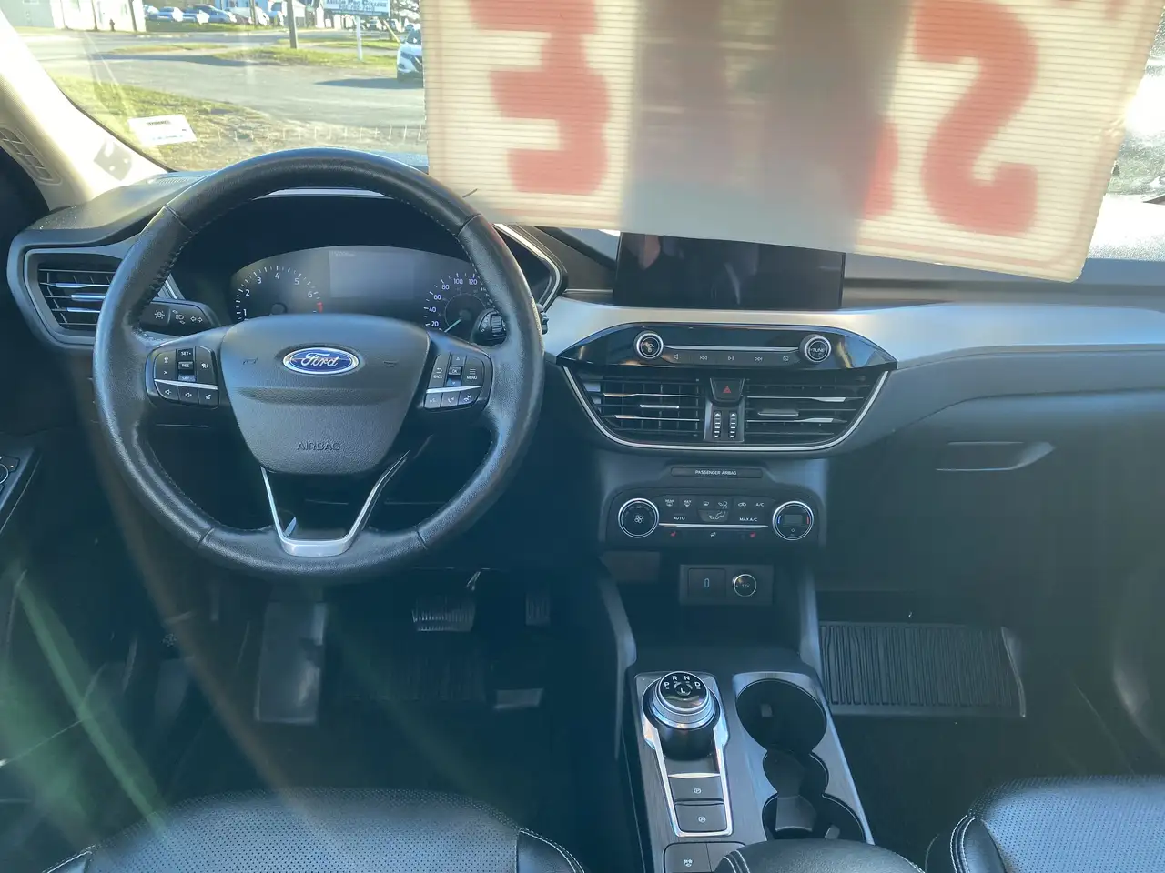 Ford Escape снимка Ford Escape