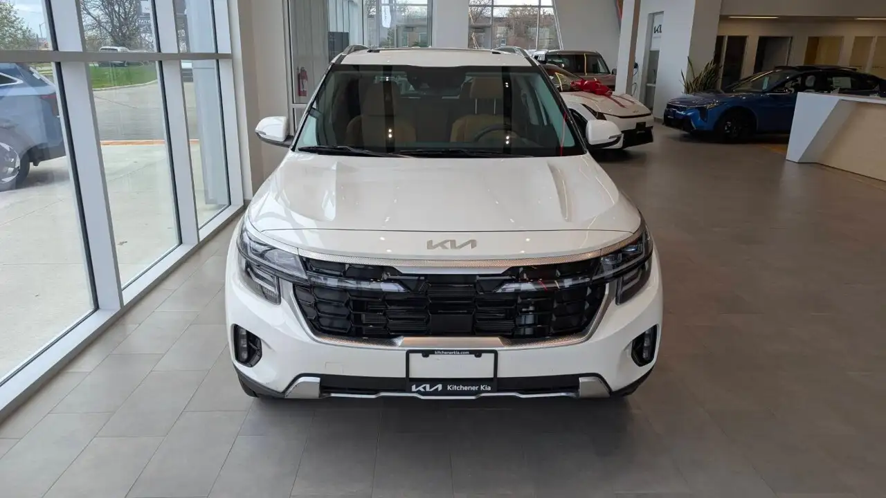 Kia Seltos снимка Kia Seltos