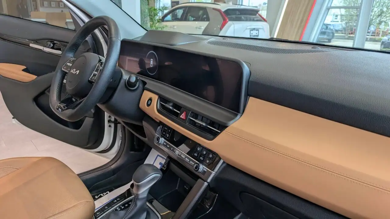 Kia Seltos снимка Kia Seltos
