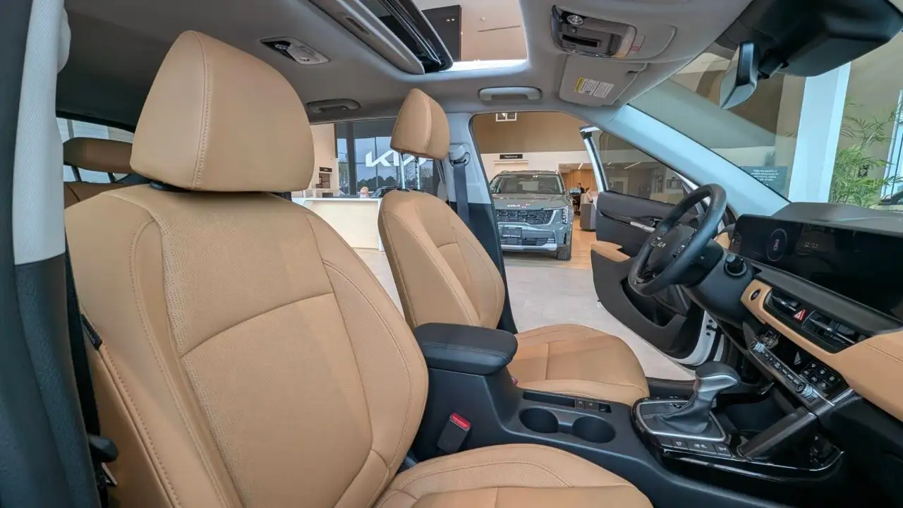 Kia Seltos снимка Kia Seltos