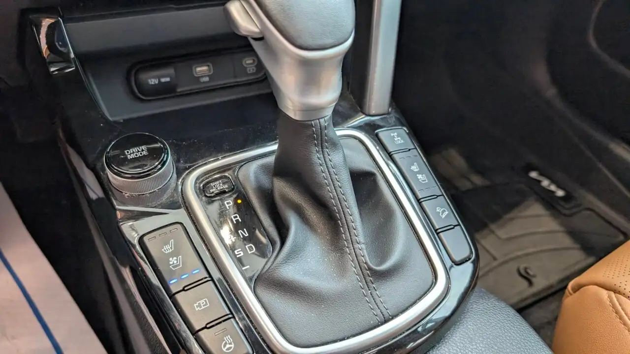 Kia Seltos снимка Kia Seltos