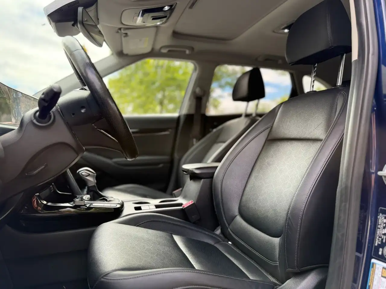 Kia Seltos снимка Kia Seltos