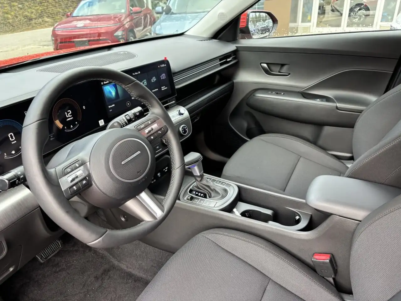 Hyundai KONA снимка Hyundai KONA