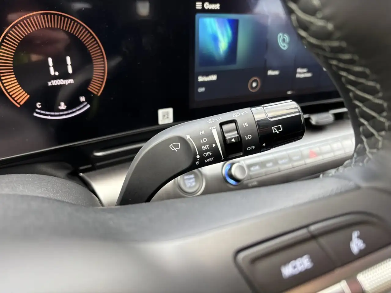 Hyundai KONA снимка Hyundai KONA