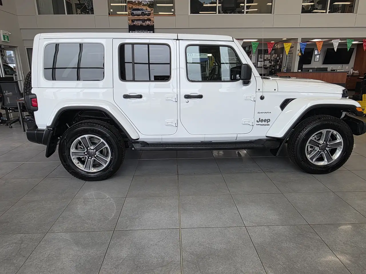 Jeep Wrangler снимка Jeep Wrangler