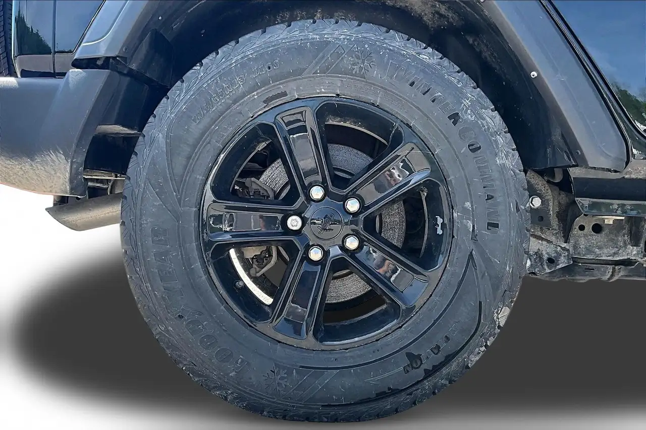 Jeep Wrangler снимка Jeep Wrangler