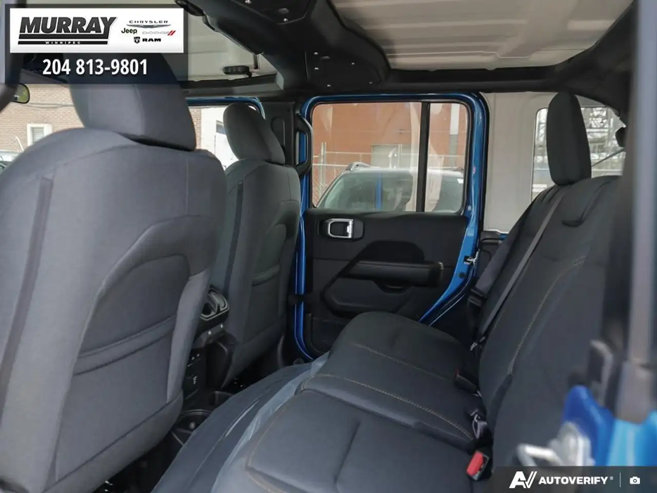 Jeep Wrangler photo Jeep Wrangler