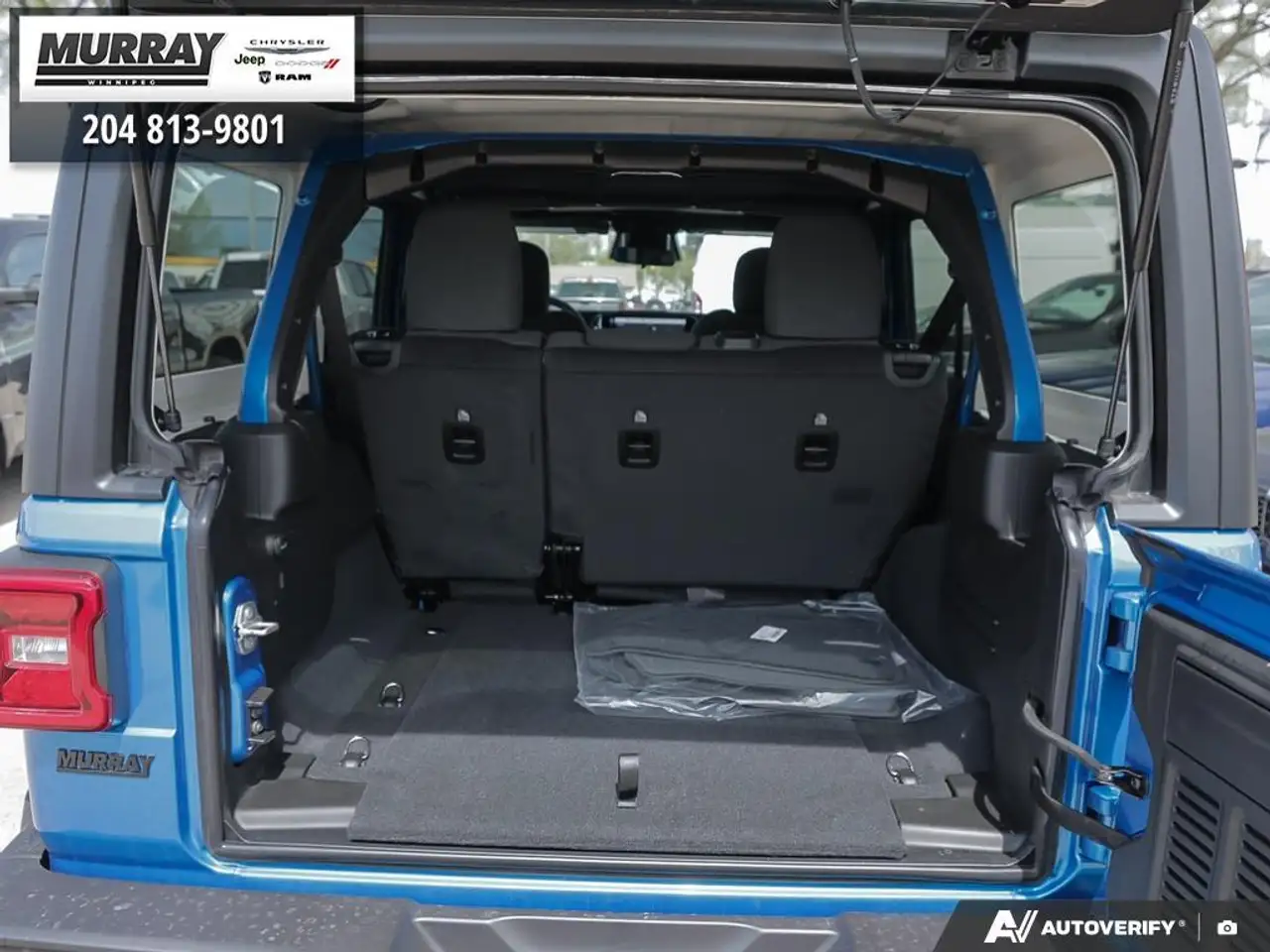 Jeep Wrangler photo Jeep Wrangler