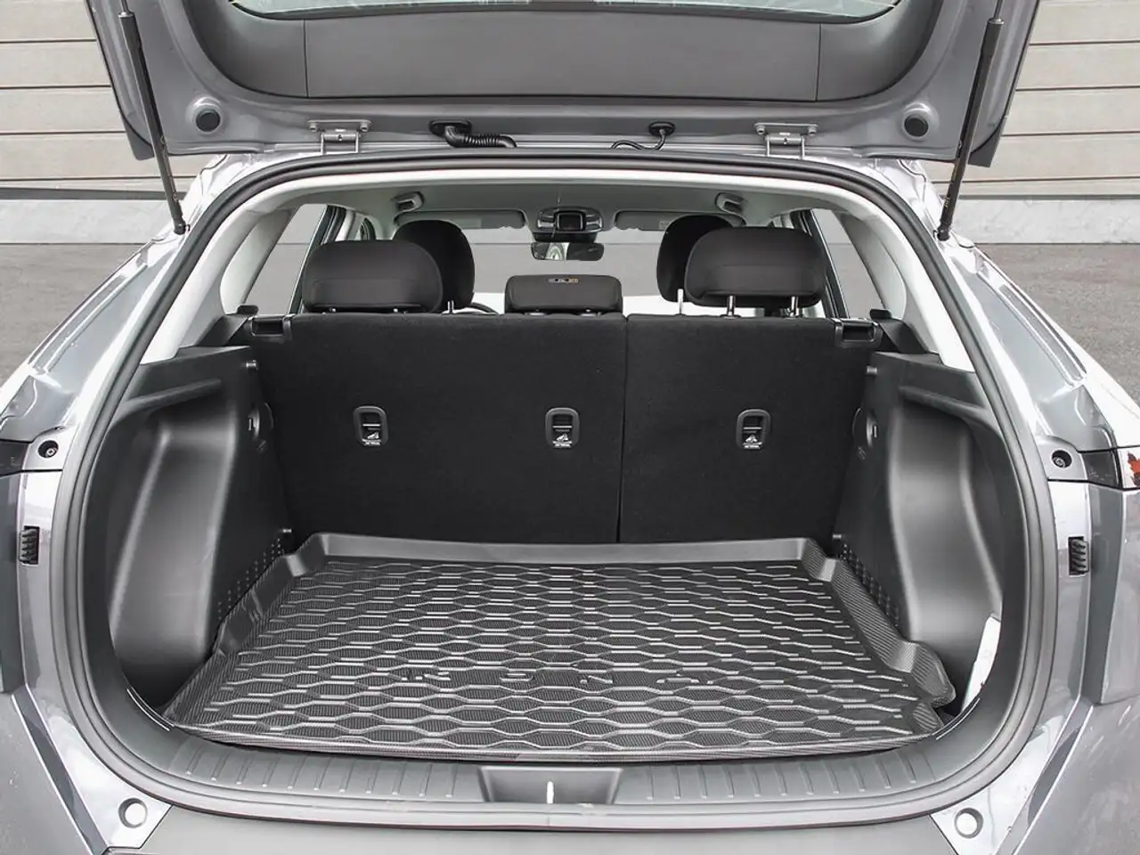 Hyundai KONA снимка Hyundai KONA