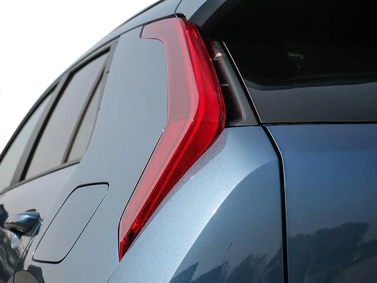 Kia Niro снимка Kia Niro