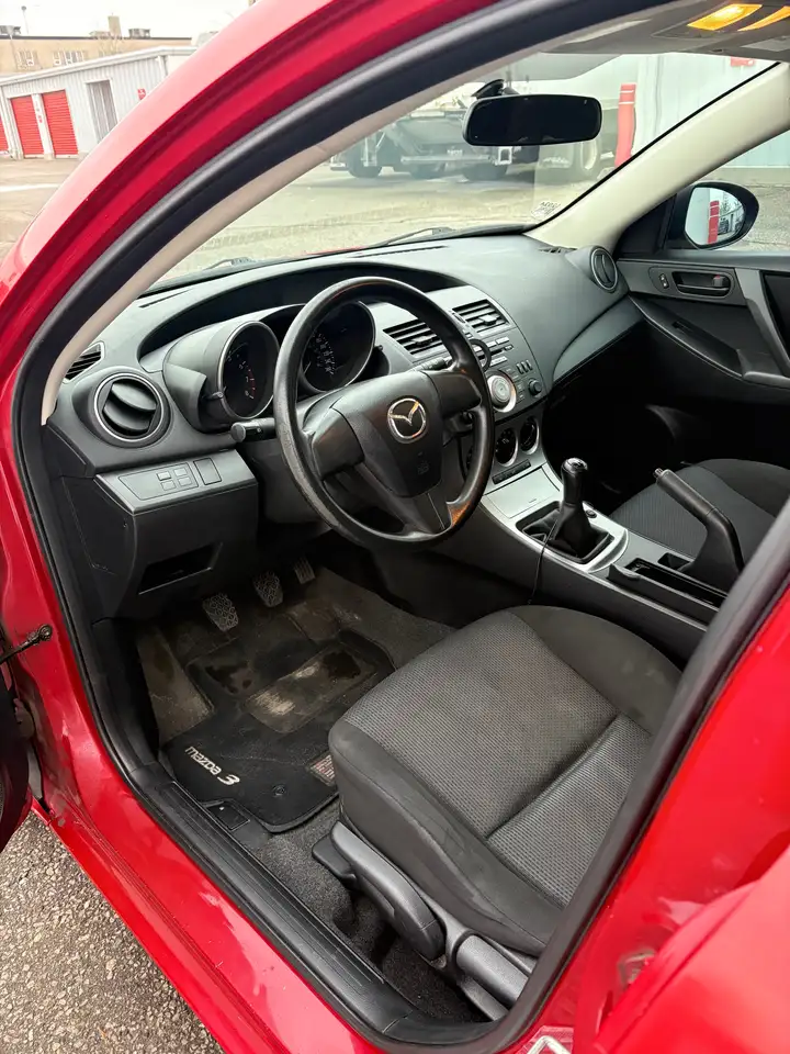 Mazda 3 photo Mazda 3