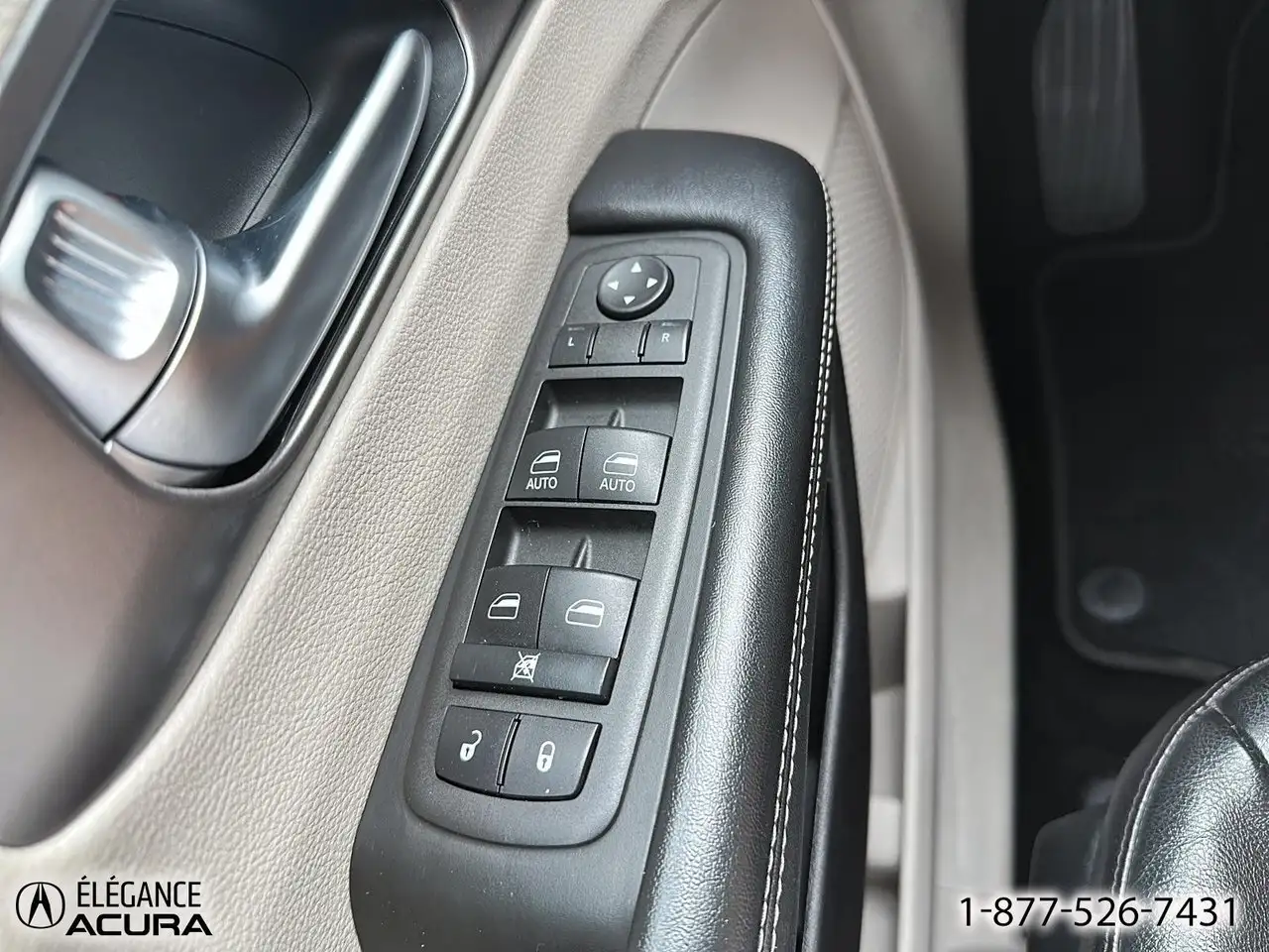 Chrysler Pacifica fotografie Chrysler Pacifica