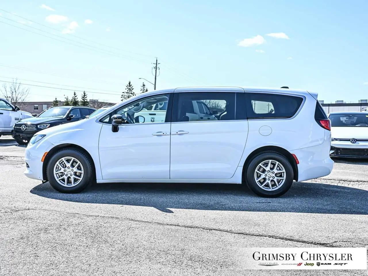 Chrysler Grand Caravan снимка Chrysler Grand Caravan