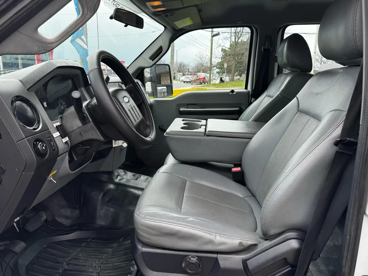 Ford F-450 Super Duty снимка Ford F-450 Super Duty