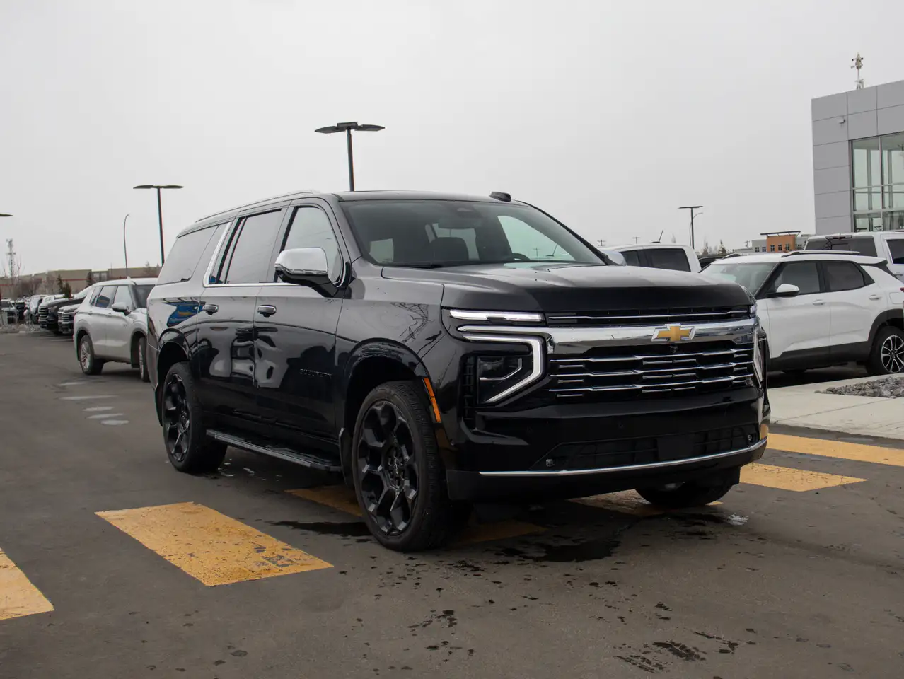 Chevrolet Suburban снимка Chevrolet Suburban