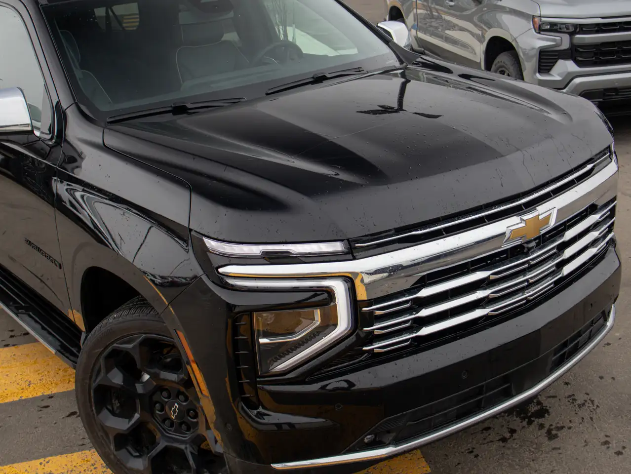 Chevrolet Suburban снимка Chevrolet Suburban