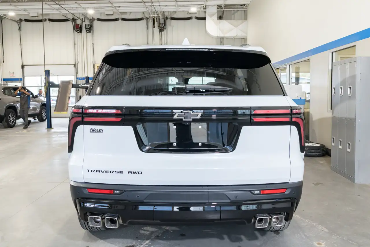 Chevrolet Traverse снимка Chevrolet Traverse