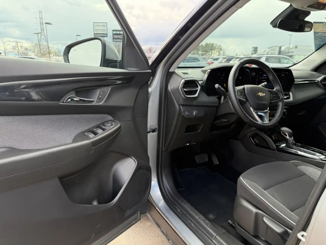 Chevrolet Trailblazer снимка Chevrolet Trailblazer