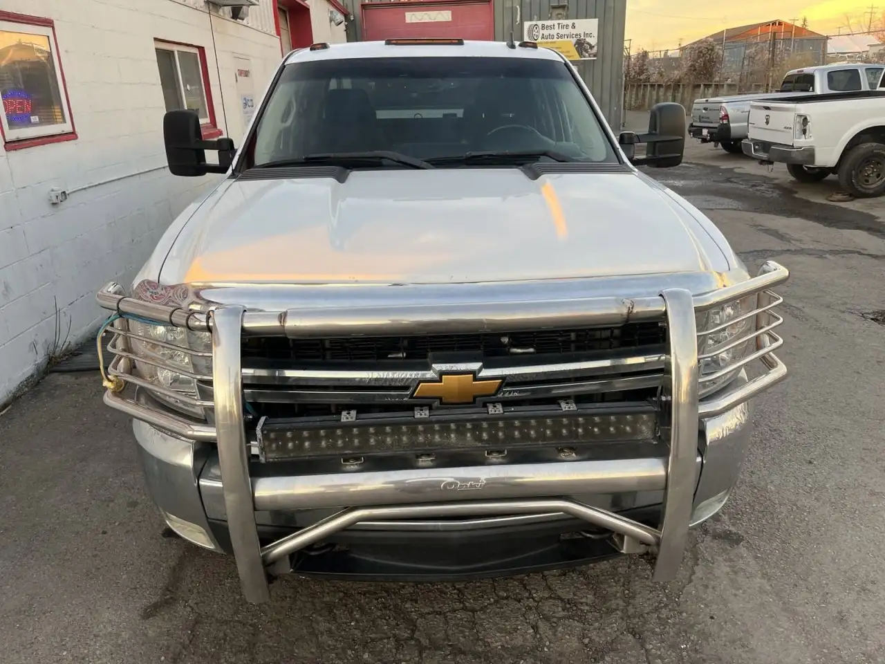 Chevrolet Silverado 3500 снимка Chevrolet Silverado 3500