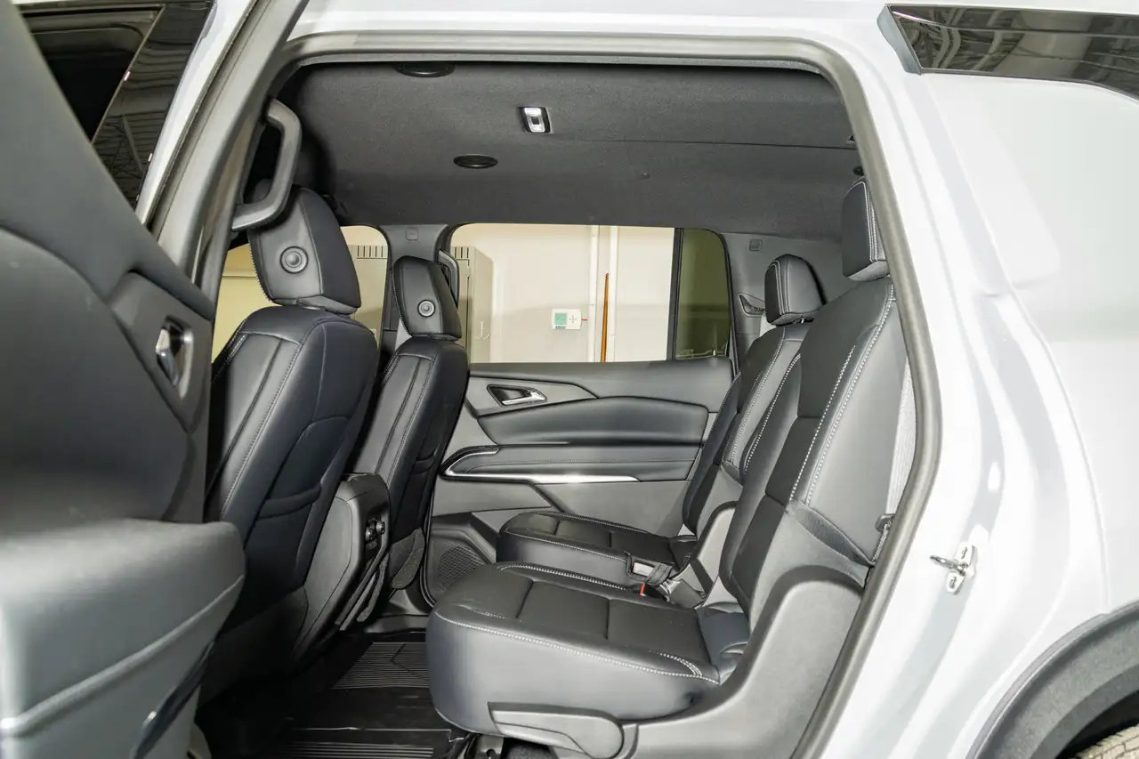 Chevrolet Traverse снимка Chevrolet Traverse