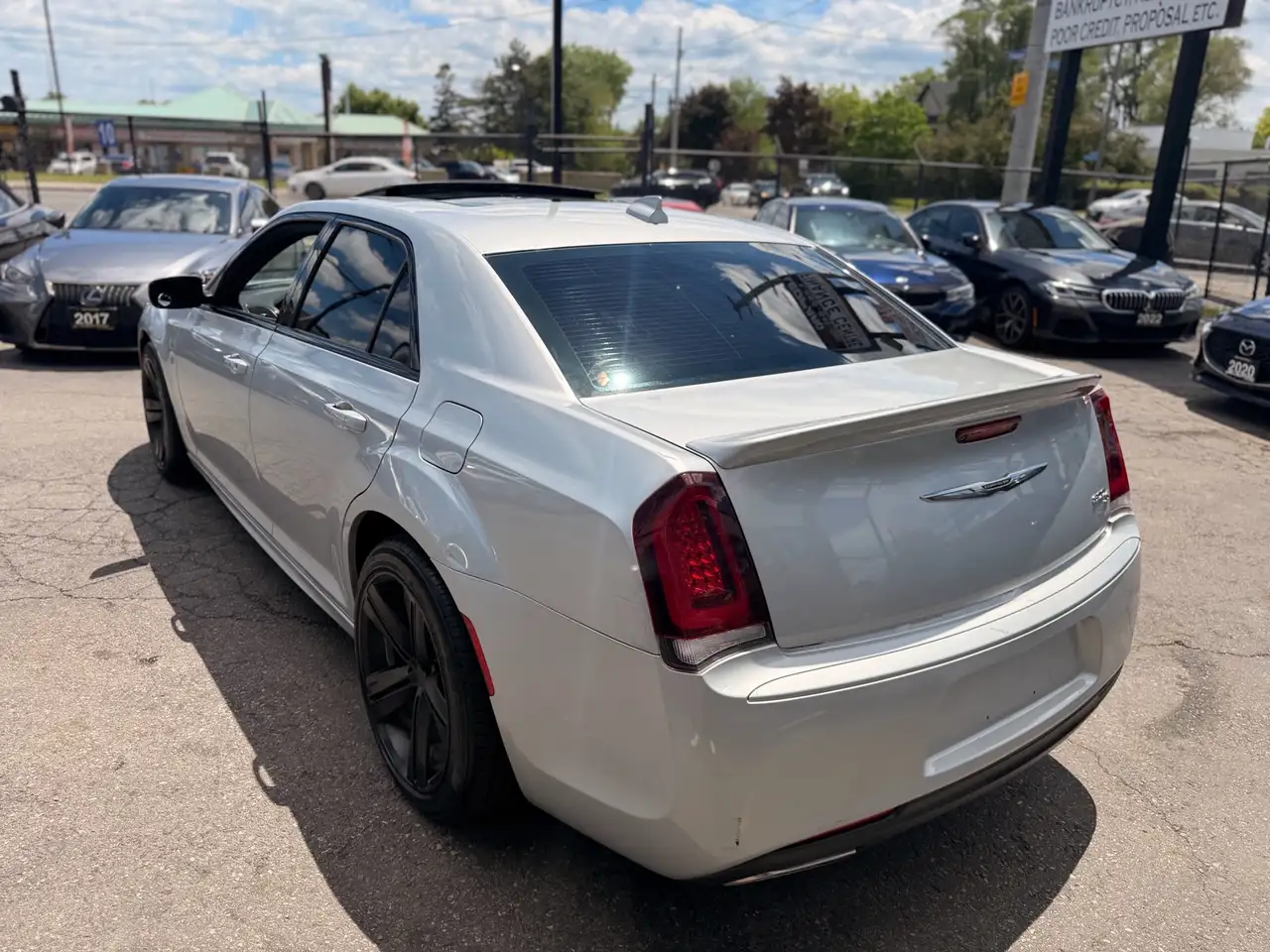 Chrysler 300 снимка Chrysler 300