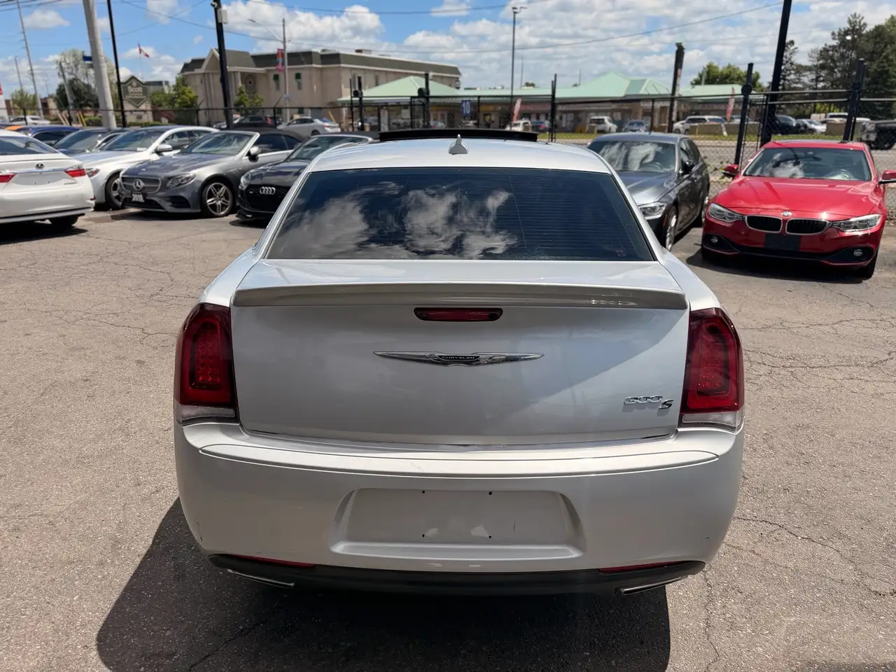 Chrysler 300 снимка Chrysler 300