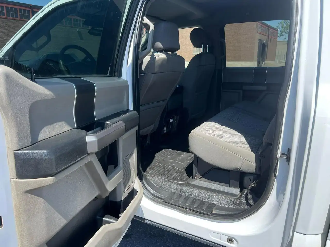 Ford F 350 photo Ford F 350
