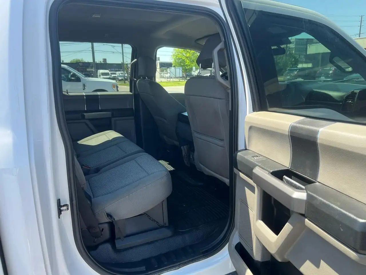 Ford F 350 photo Ford F 350