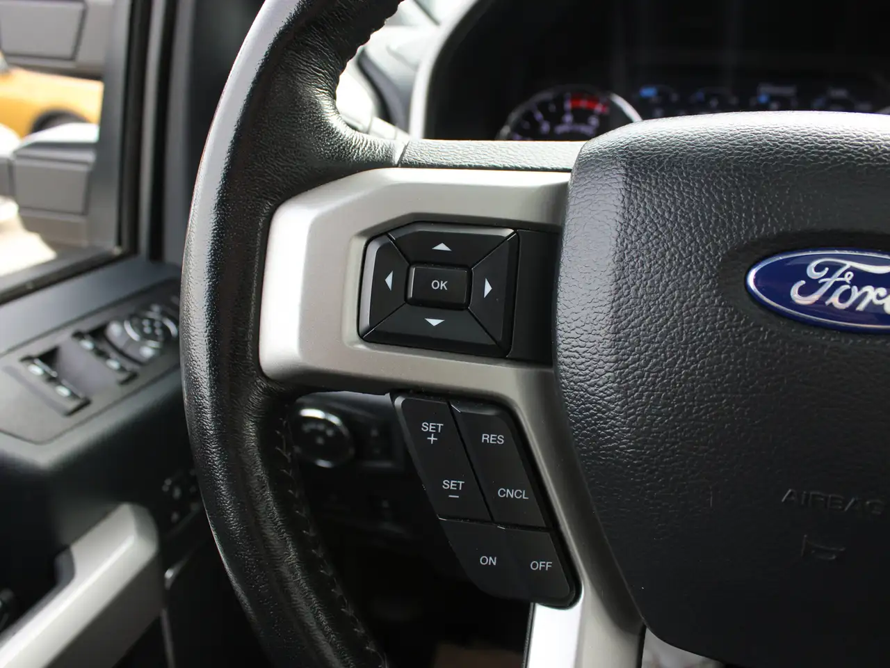 Ford F 350 снимка Ford F 350
